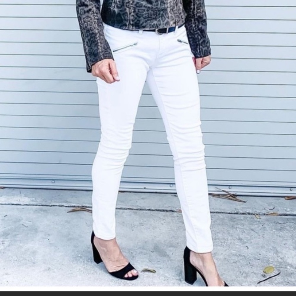 Cabi Jeans White Skinny Zipper Pockets
